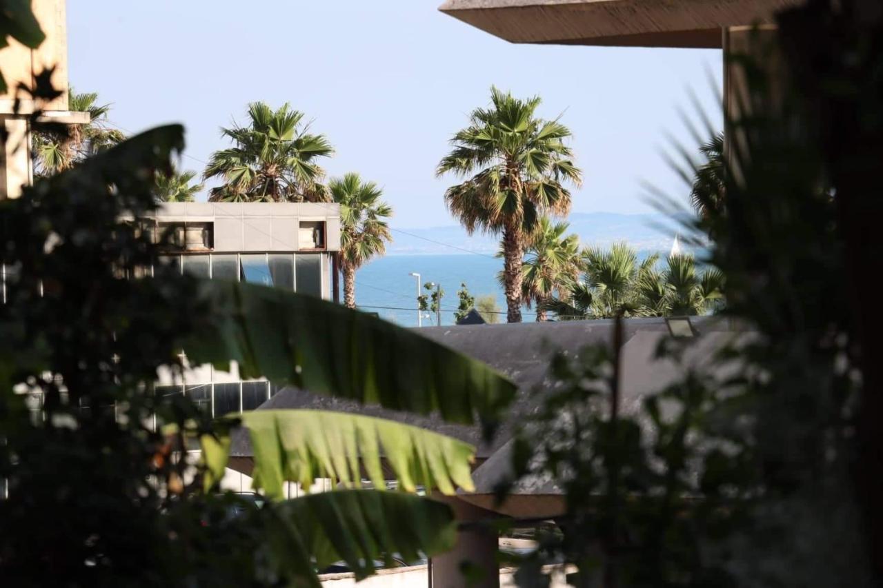 Top view hostel Durrës Buitenkant foto